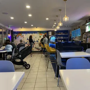 Amazing food and service! Couldn&apos;t find non spicy for kid and they made something work! Had biryani and the box delicious!!