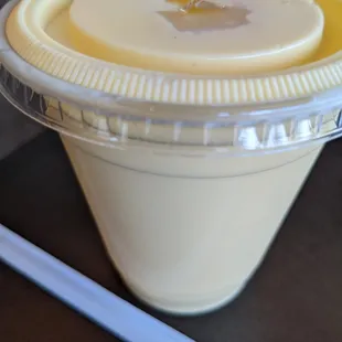 Mango lassi