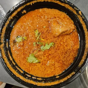 Entire order of chicken curry had 1 small piece of chicken and tasted stale