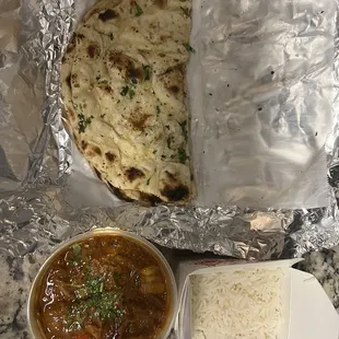 Kadai Chicken Garlic Naan