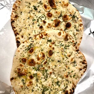 Garlic naan