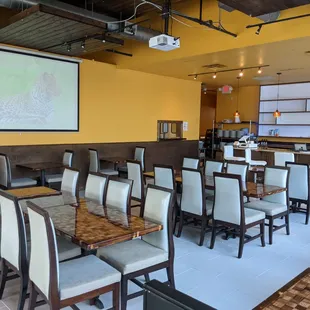 Biryani&apos;s Place - Indoor Seating 4