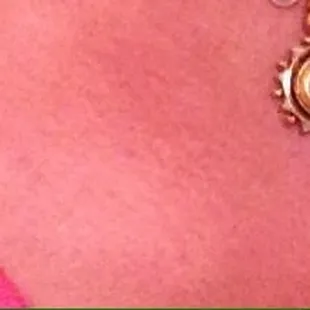 My new beautiful gold and coral pendant!