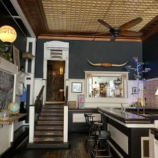 interior, ramen and noodles