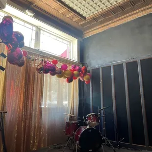 Whether be just for an amazing bloody Mary or a good time to listen to some music, the grand Bisbee amazing