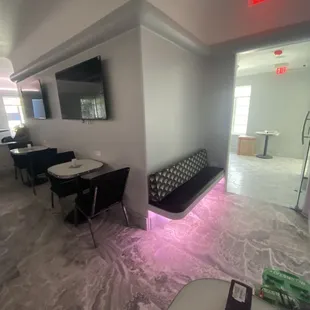 sushi and sashimi, interior