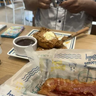 Chick 'n Ditch the Waffle