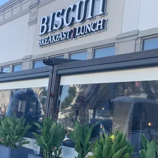 Outdoor seating available