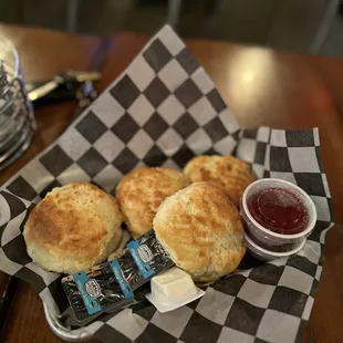 Biscuits with honey clove and strawberry jam