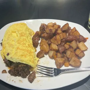 Steak Omelette and potato