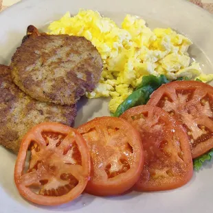 Tasty Low Carb Breakfast with Sausage