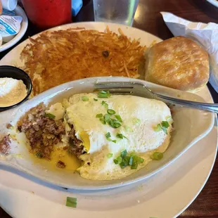 Corned beef hash! With the egg on top didn&apos;t make anything dry! So delicious! I couldn&apos;t wait to eat it. lol