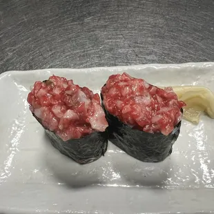 BLUE Fin Tuna 
(fresh never frozen)