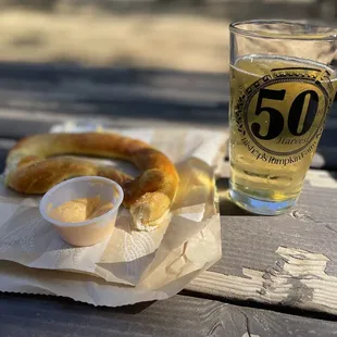 The pretzel and beer cheese (8$) and pear cider with a refill(18$)