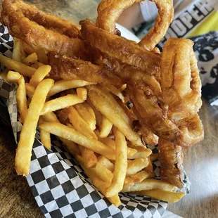 Large appetizer (half fries and half onion rings)!