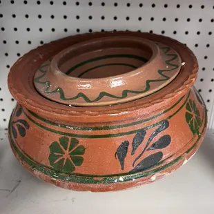 Clay pot