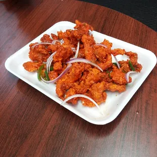 food, chicken wings and fried chicken