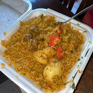 Chicken tikka, regular chicken, and beef ????? When all I ordered was a Chicken Tikka Biryani