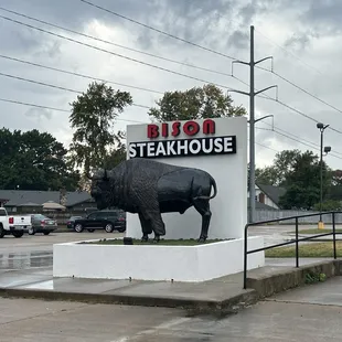 a sign for a restaurant
