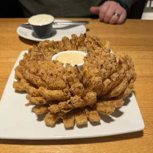 Blooming onion