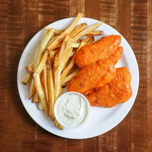 Our renowned Buffalo-style pizza, pasta, subs, salads, and wings are made with family heirloom recipes, perfected over generations.