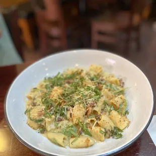 pasta dish, pasta, food