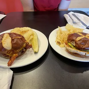 Turkey Avocado Burger &amp; Bistro Burger