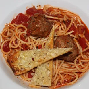 Spaghetti Marinara w/ meatballs