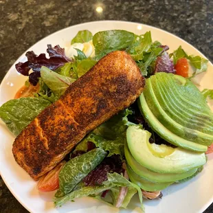 Chef Salad with Grilled Salmon