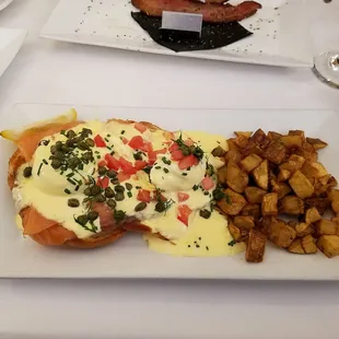 Salmon Benedict
