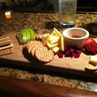Smoked Gouda Cheese Plate