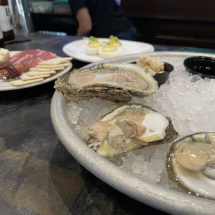 great prices on the apps for happy hour. $33++ incl. 4 beers