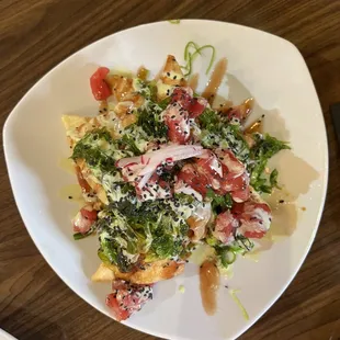 Poke Nachos