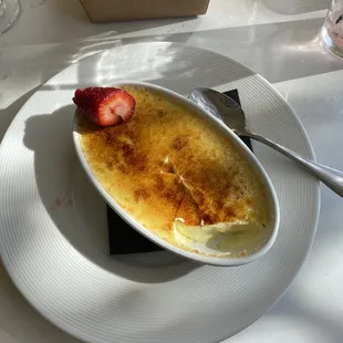 An absolute delicious crème brûlée