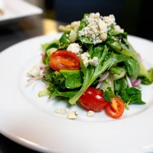 We&apos;re delighted to serve delicious pizzas, pastas, salads, desserts, a wide selection of wine, and more! The best restaurant in Burlingame!