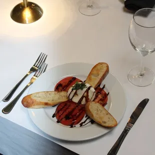 We&apos;re delighted to serve delicious pizzas, pastas, salads, desserts, a wide selection of wine, and more! The best restaurant in Burlingame!