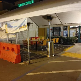 Outdoor Dining (01/22/22)