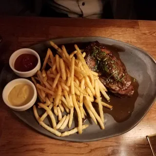 Steak Frites*