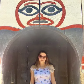 Maggie G.