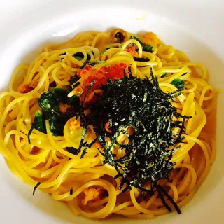 50323992. Creamy Sea Urchin Pasta