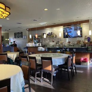 sushi and sashimi, interior