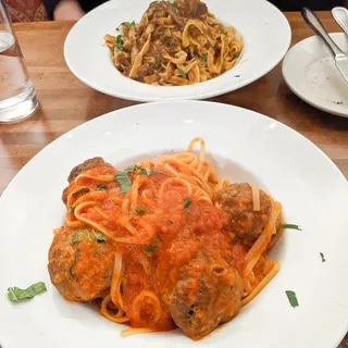 Fettuccine al Short Rib Ragu