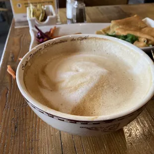 The big cafe latte bowl was the only star I would give this place.