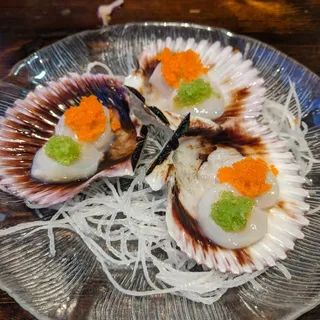 HS03. Pink Scallop