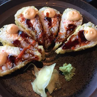 HS04. Peacock Roll