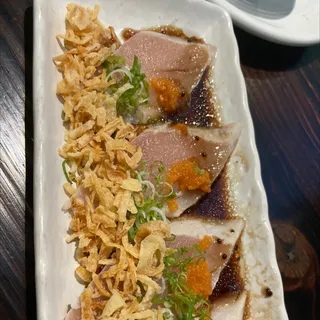HS05. Albacore with Crispy Onion Sashimi