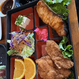 CD04. Combination Dinner Box D
