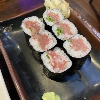 44. Negi Toro Cut Roll