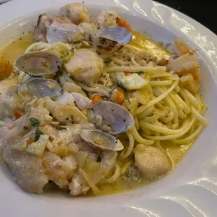 Seafood Linguine