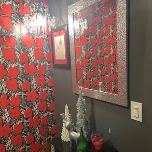 Women&apos;s bathroom